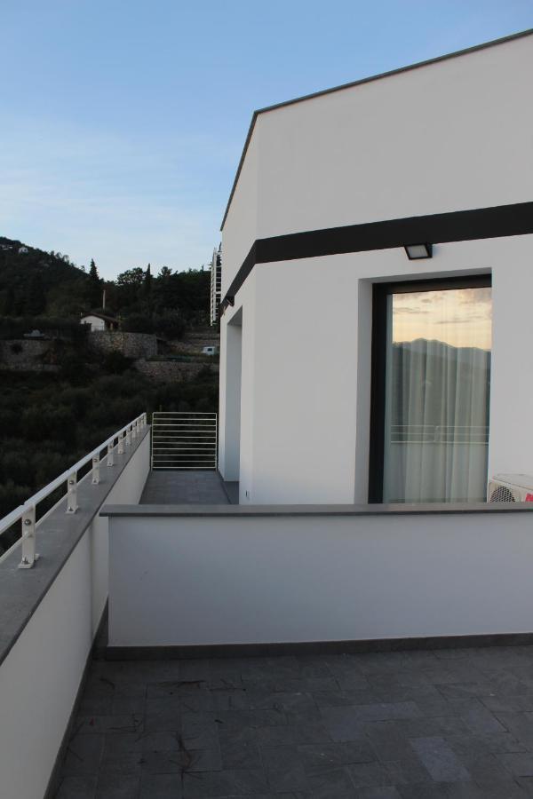 Abelia 4 Apartamento Pietra Ligure Exterior foto